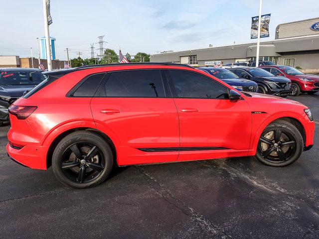 2019 Audi e-tron Premium Plus