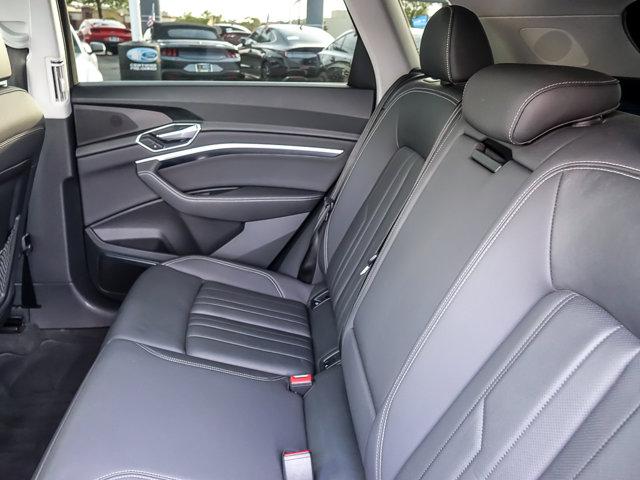 2019 Audi e-tron Premium Plus