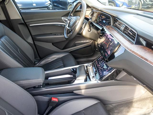 2019 Audi e-tron Premium Plus