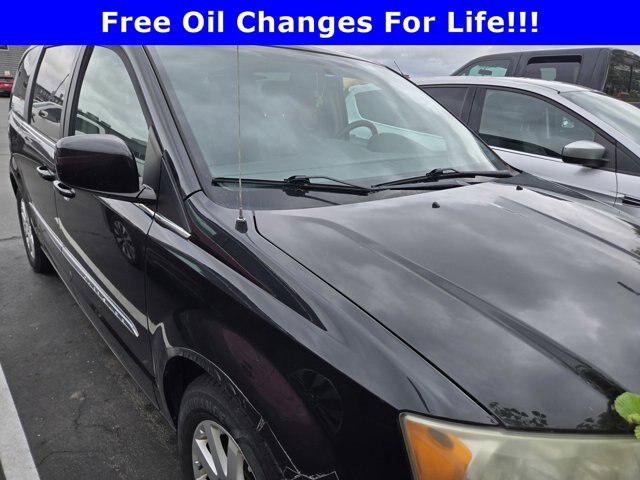 2014 Chrysler Town & Country Touring for sale in Evansville, WI