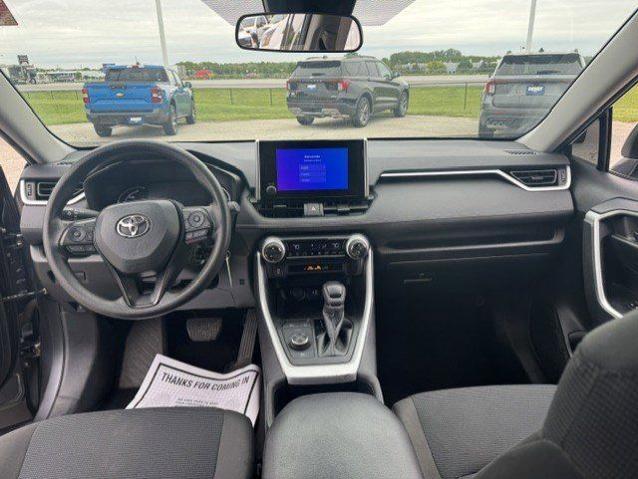 2023 Toyota RAV4 Hybrid LE