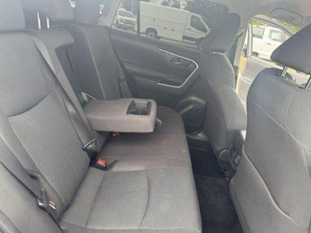 2023 Toyota RAV4 Hybrid LE