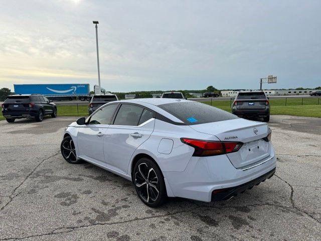 2023 Nissan Altima SR FWD