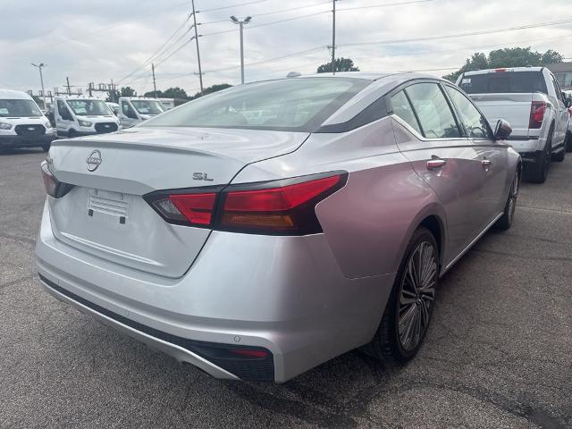 2023 Nissan Altima SL FWD