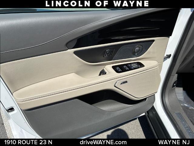 2024 Lincoln Nautilus Reserve