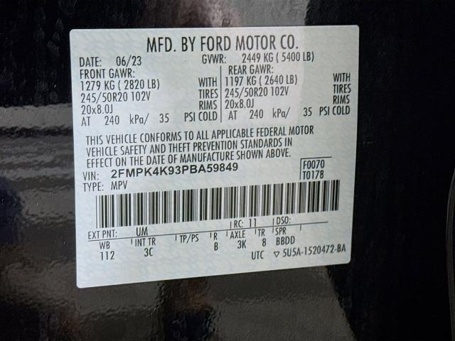 2023 Ford Edge Titanium