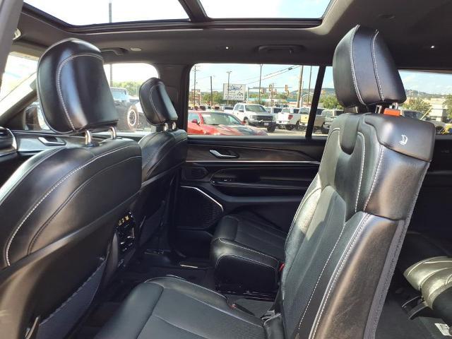 2023 Jeep Grand Cherokee L Overland 4x4