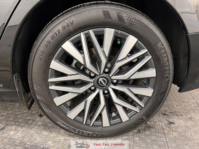 2025 Nissan Altima SV FWD