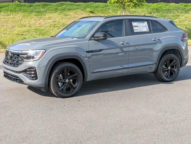 2026 Volkswagen Atlas Cross Sport SEL R-Line Black