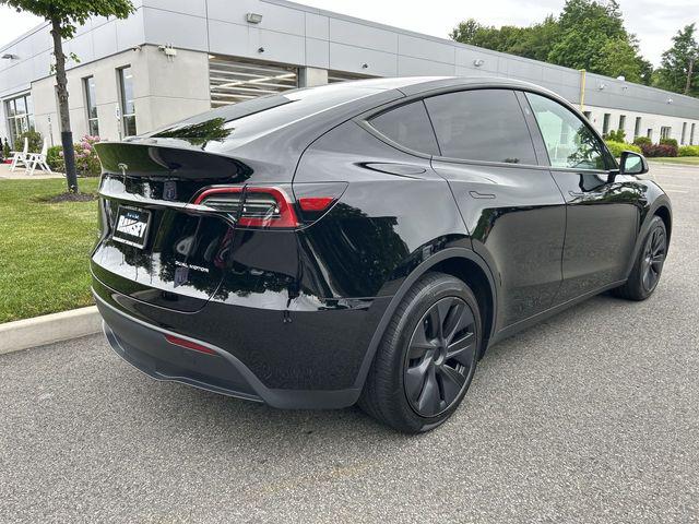 2024 Tesla Model Y Long Range Dual Motor All-Wheel Drive