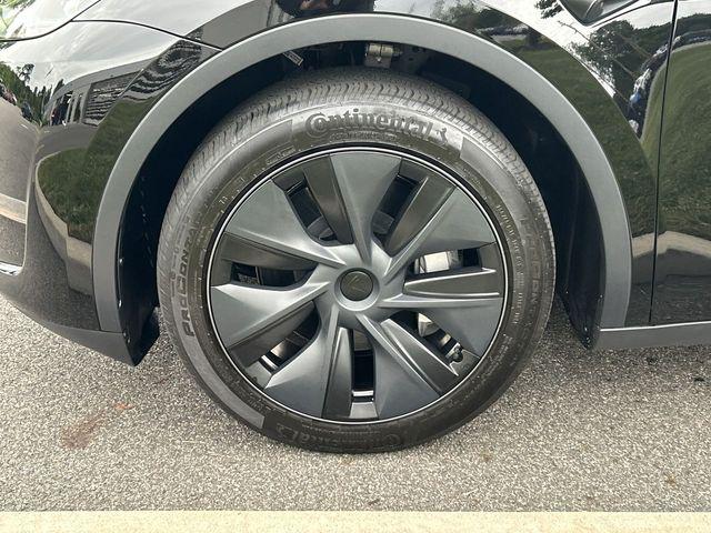2024 Tesla Model Y Long Range Dual Motor All-Wheel Drive