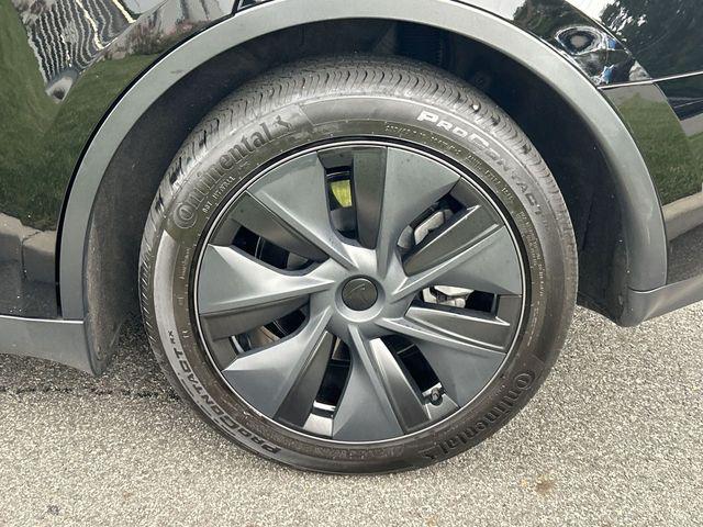 2024 Tesla Model Y Long Range Dual Motor All-Wheel Drive