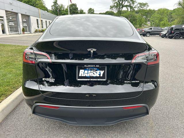 2024 Tesla Model Y Long Range Dual Motor All-Wheel Drive