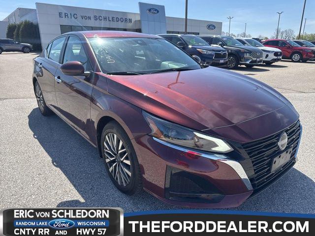 2023 Nissan Altima SV FWD for sale in Random Lake, WI