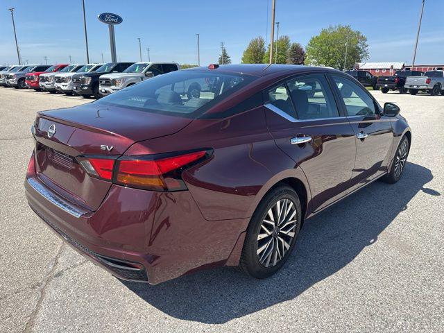 2023 Nissan Altima SV FWD