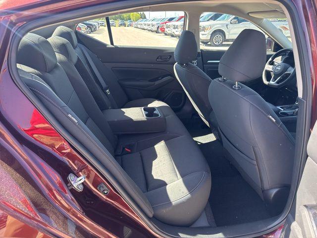 2023 Nissan Altima SV FWD
