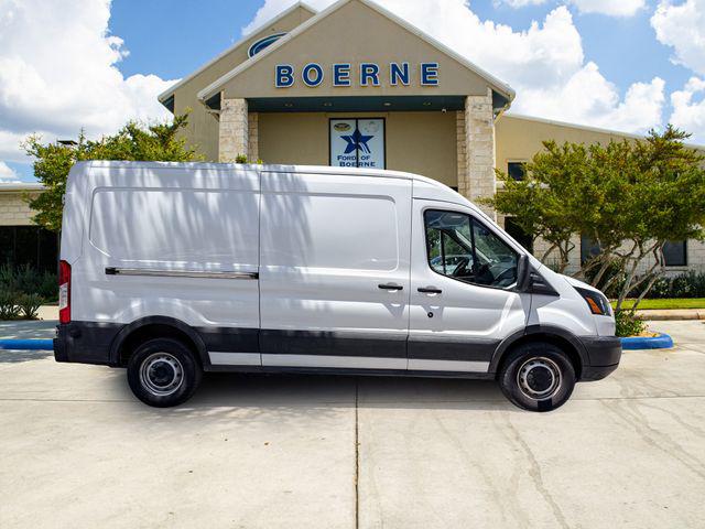 2019 Ford Transit 148 WB Medium Roof Cargo