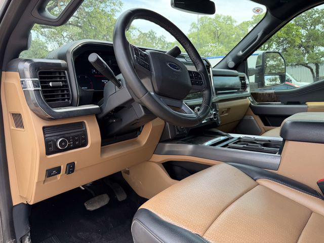 2023 Ford F-350 Platinum
