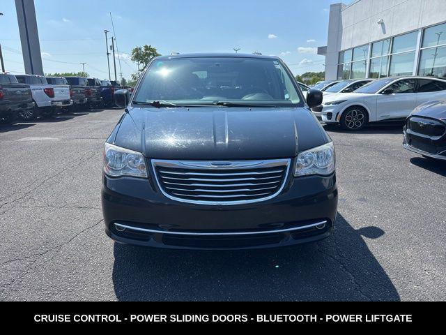 2014 Chrysler Town & Country Touring