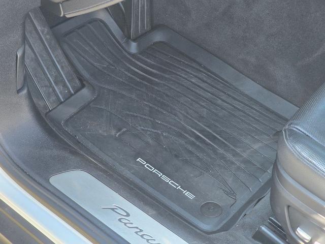 2020 Porsche Panamera 4