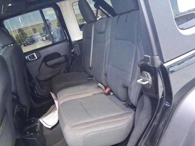 2025 Jeep Wrangler 4-Door Summit 4x4