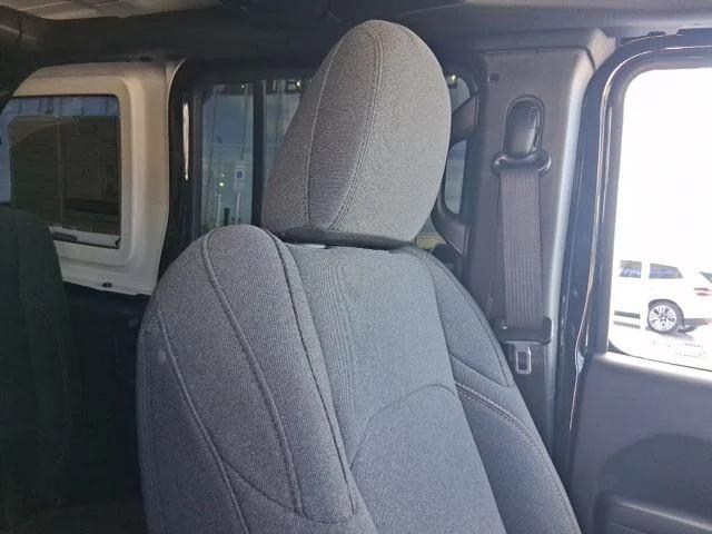 2025 Jeep Wrangler 4-Door Summit 4x4