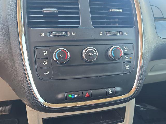 2016 Dodge Grand Caravan American Value Pkg