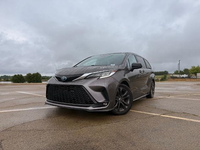 2022 Toyota Sienna XSE