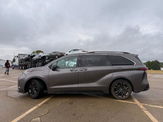 2022 Toyota Sienna XSE