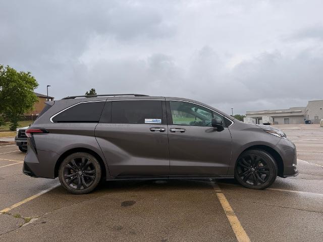 2022 Toyota Sienna XSE