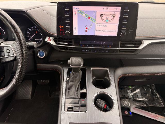2022 Toyota Sienna XSE