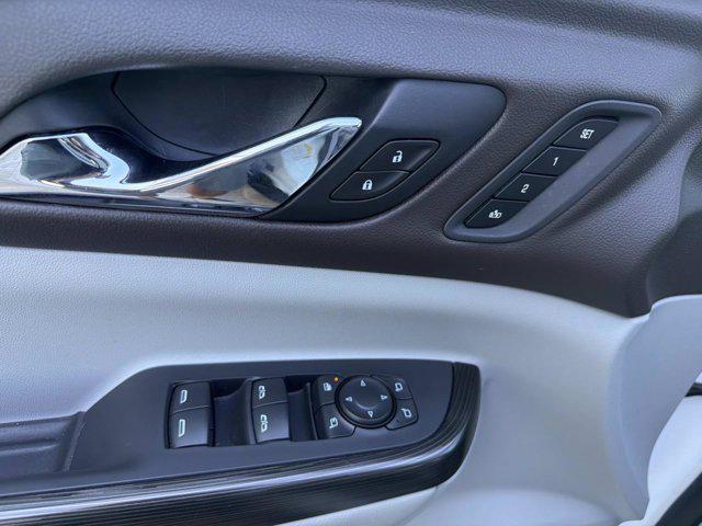 2021 GMC Acadia FWD SLT