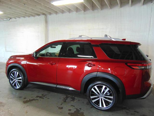 2024 Nissan Pathfinder Platinum 4WD