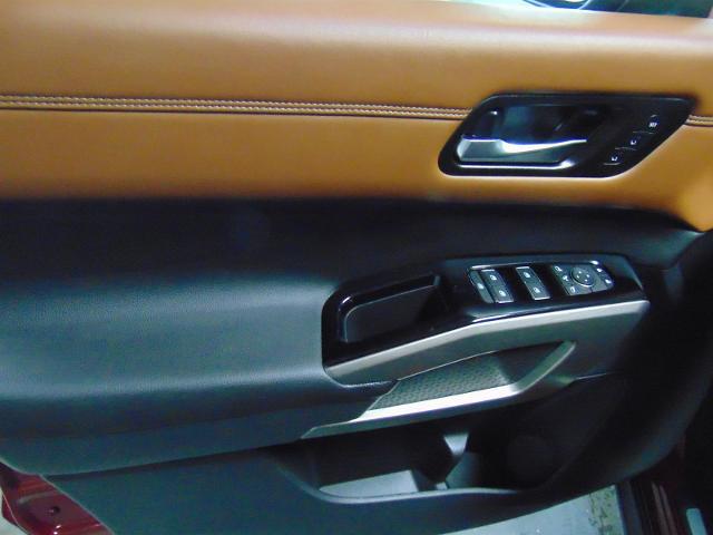 2024 Nissan Pathfinder Platinum 4WD