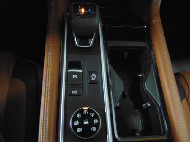 2024 Nissan Pathfinder Platinum 4WD