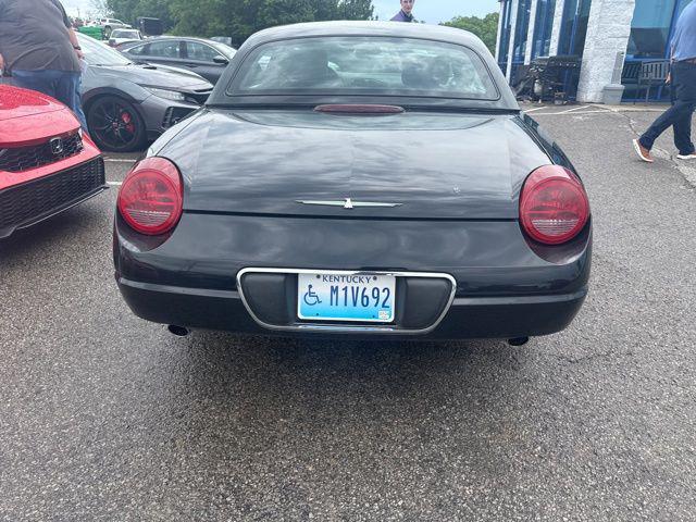2002 Ford Thunderbird Base