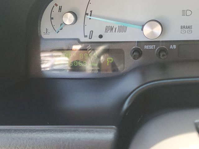 2002 Ford Thunderbird Base