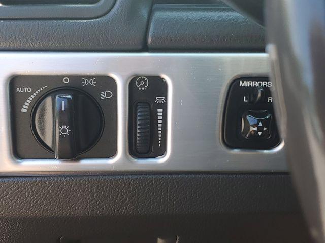 2002 Ford Thunderbird Base