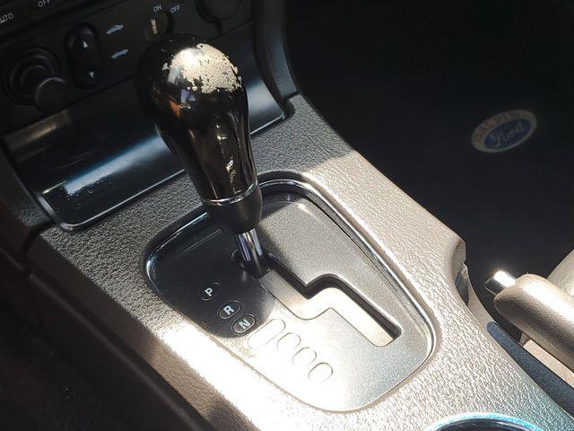 2002 Ford Thunderbird Base