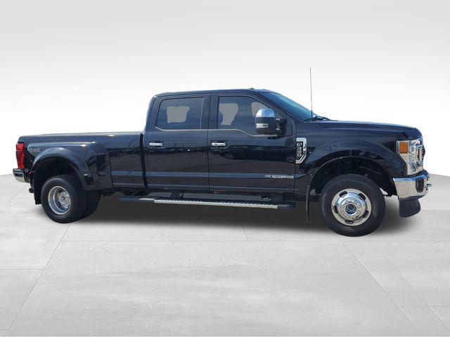 2022 Ford F-350 LARIAT