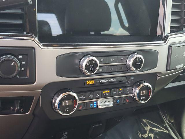 2022 Ford F-350 LARIAT
