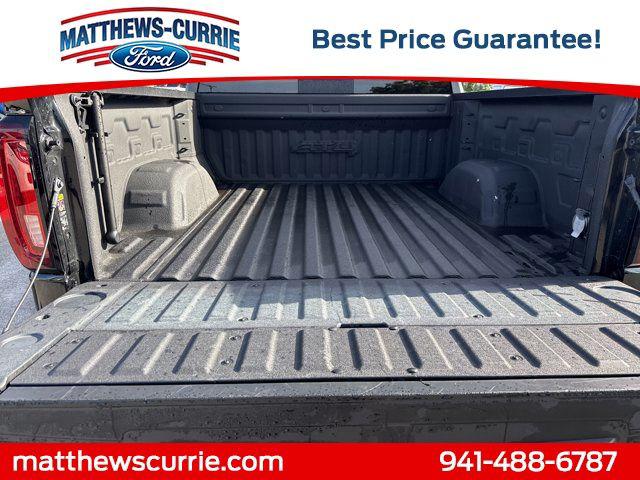 2024 GMC Sierra 1500 4WD Crew Cab Short Box AT4