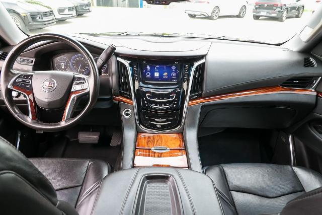 2015 Cadillac Escalade Luxury
