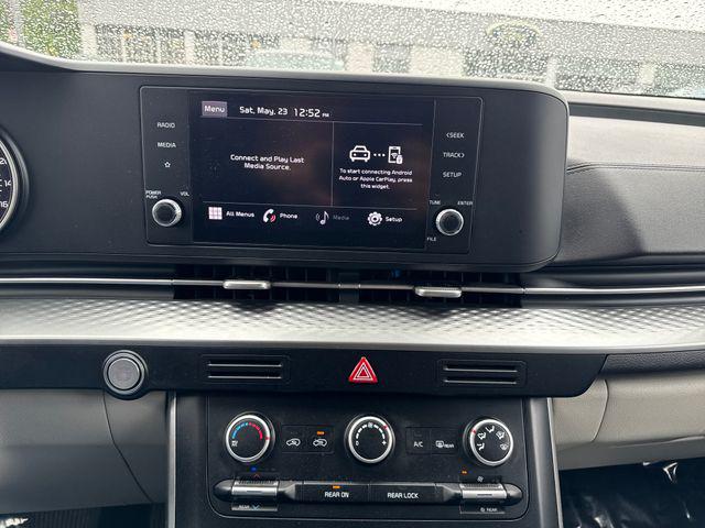 2022 Kia Carnival MPV LX Seat Package