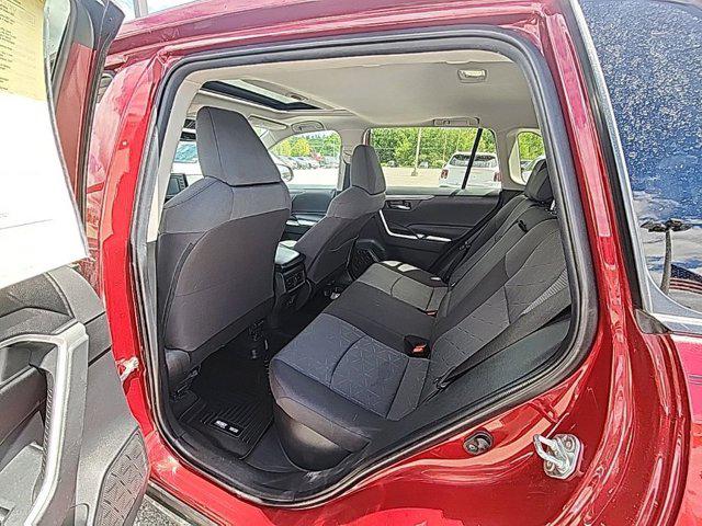2020 Toyota RAV4 Hybrid XLE