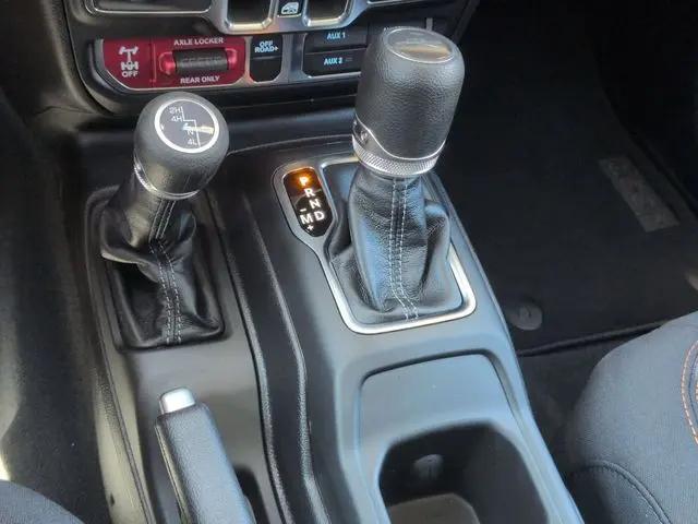2026 Jeep Gladiator Sport