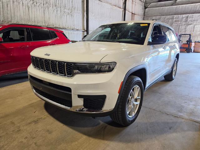 2022 Jeep Grand Cherokee L Laredo 4x4 for sale near Chillicothe, OH