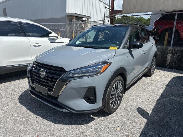 2023 Nissan Kicks SR Xtronic CVT
