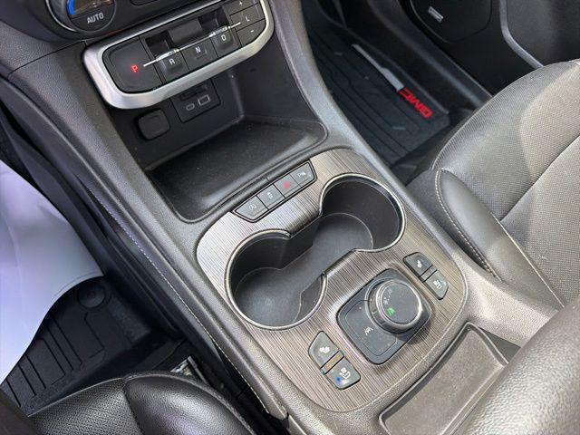 2021 GMC Acadia FWD SLT