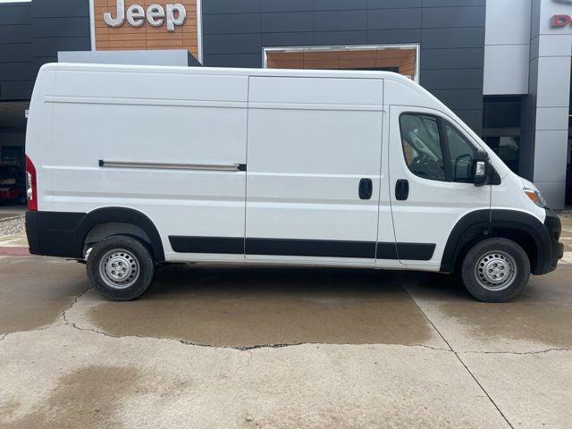 2025 Ram ProMaster 2500 Cargo Van Tradesman High Roof 159" WB w/Pass Seat
